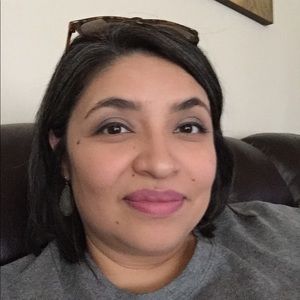 Meet your Posher, Teresa